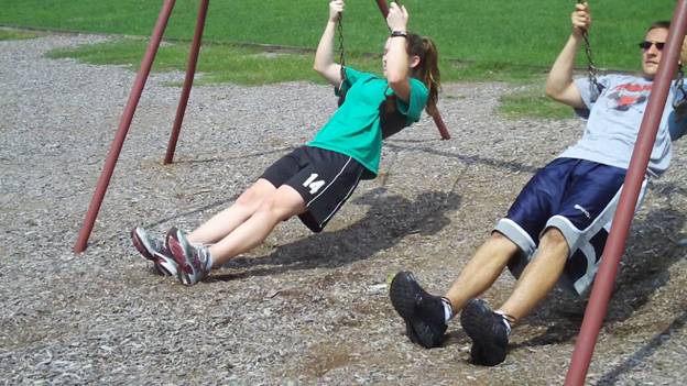 C:\Users\John\Desktop\VHW movies\Play Ground Workouts\Swing Body Curl Frame - 268.jpg